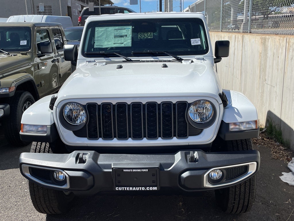 2026 Jeep Gladiator GLADIATOR SAHARA 4X4 in Bright White Clear-Coat Exterior Paint — front three-quarter view