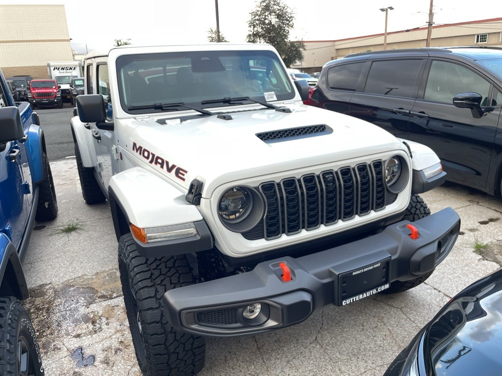 2026 Jeep Gladiator GLADIATOR MOJAVE 4X4 in Bright White Clear-Coat Exterior Paint — front three-quarter view