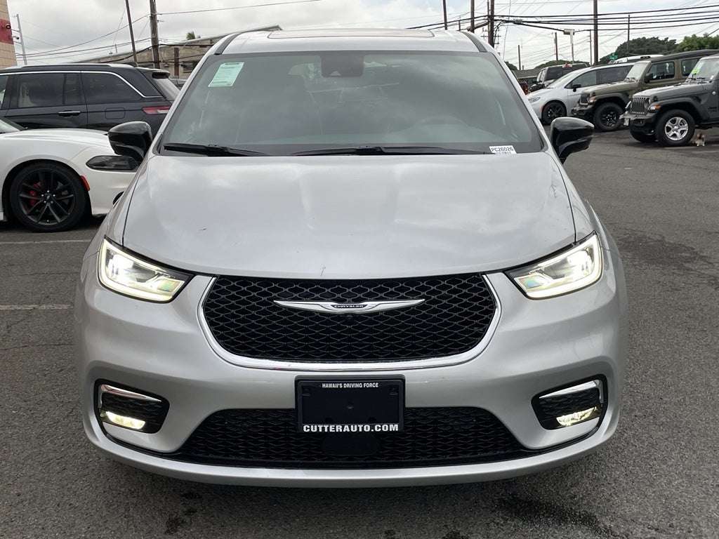 2026 Chrysler Pacifica PACIFICA LIMITED in Silver Mist Clear-Coat Exterior Paint — front three-quarter view