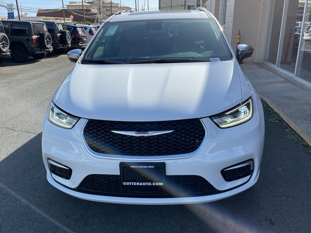 2026 Chrysler Pacifica PACIFICA PINNACLE in Bright White Clear-Coat Exterior Paint — front three-quarter view