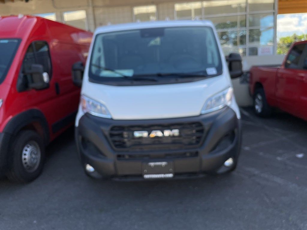 2026 RAM Ram ProMaster RAM PROMASTER 2500 TRADESMAN CARGO VAN LOW ROOF 136' WB in Bright White Clear-Coat Exterior Paint — front...